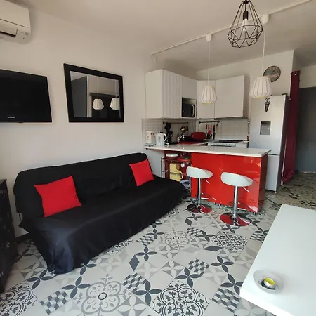 Climatise A 500m Des Plages Avec Terrasse Et Parking Privatif - Fr-1-776-102 Argelès-sur-Mer